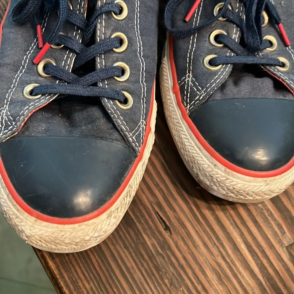 Converse Navy Low Top Sneakers with Red Trim - Picture 6 of 8
